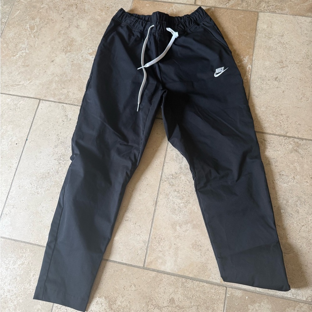 Nike Black Sweatpants with Drawstring Waistband